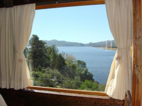 casa vista al lago